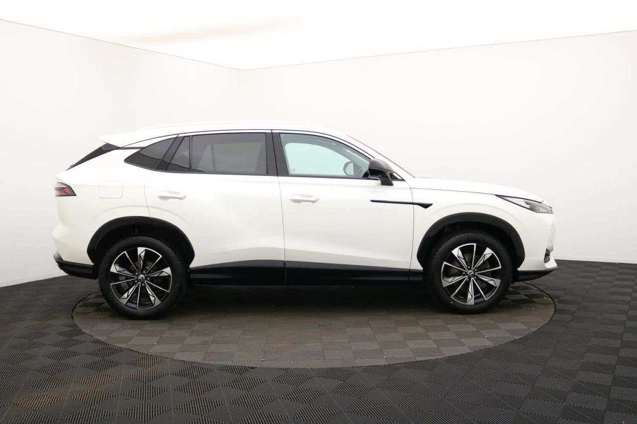 A 2024 MG MG HS 1.5 T-GDI Trophy SUV 5dr Petrol Manual Euro 6 (s/s) (169 ps) Award Winning A 2024 MG MG HS 1.5 T-GDI Trophy SUV 5dr Petrol Manual Euro 6 (s/s) (169 ps) Award Winning
