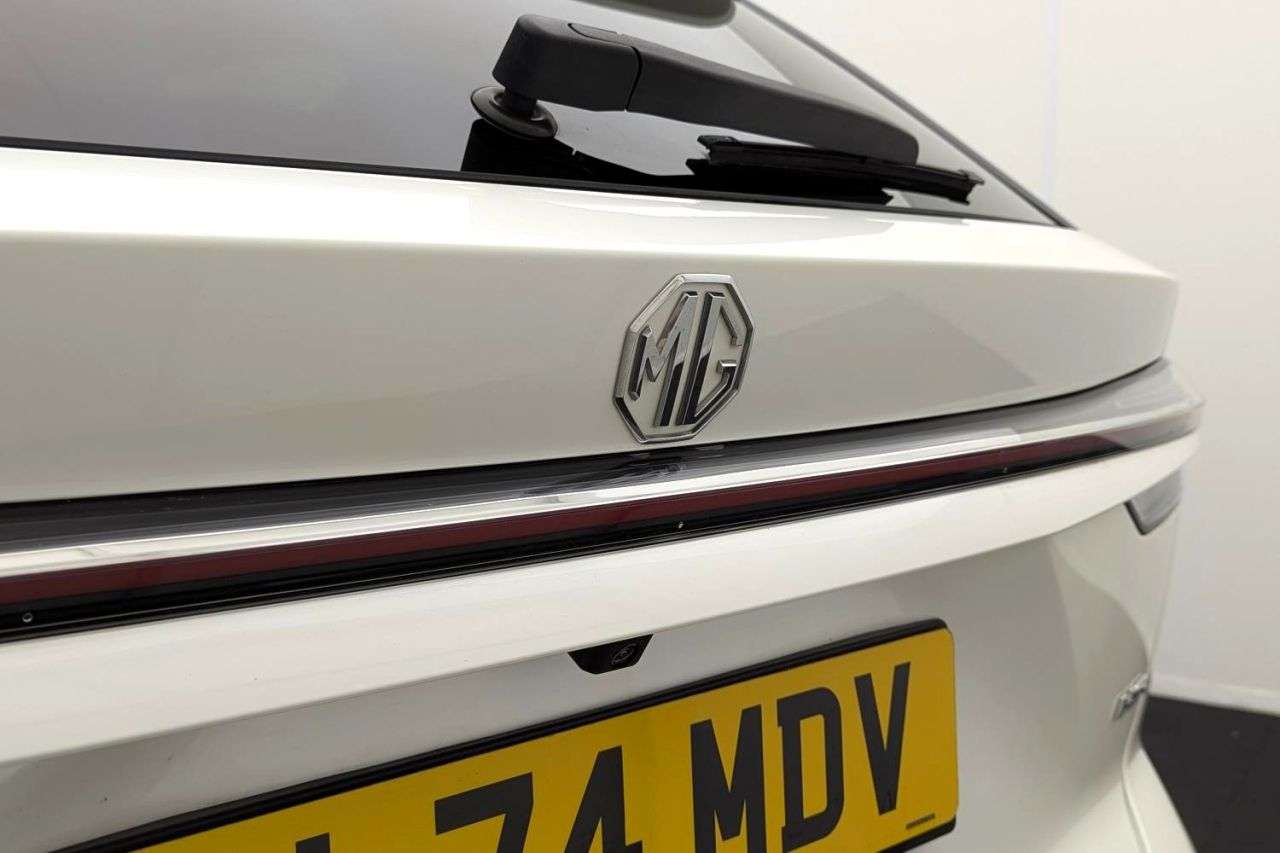 2024 MG MG HS 2024 MG MG HS