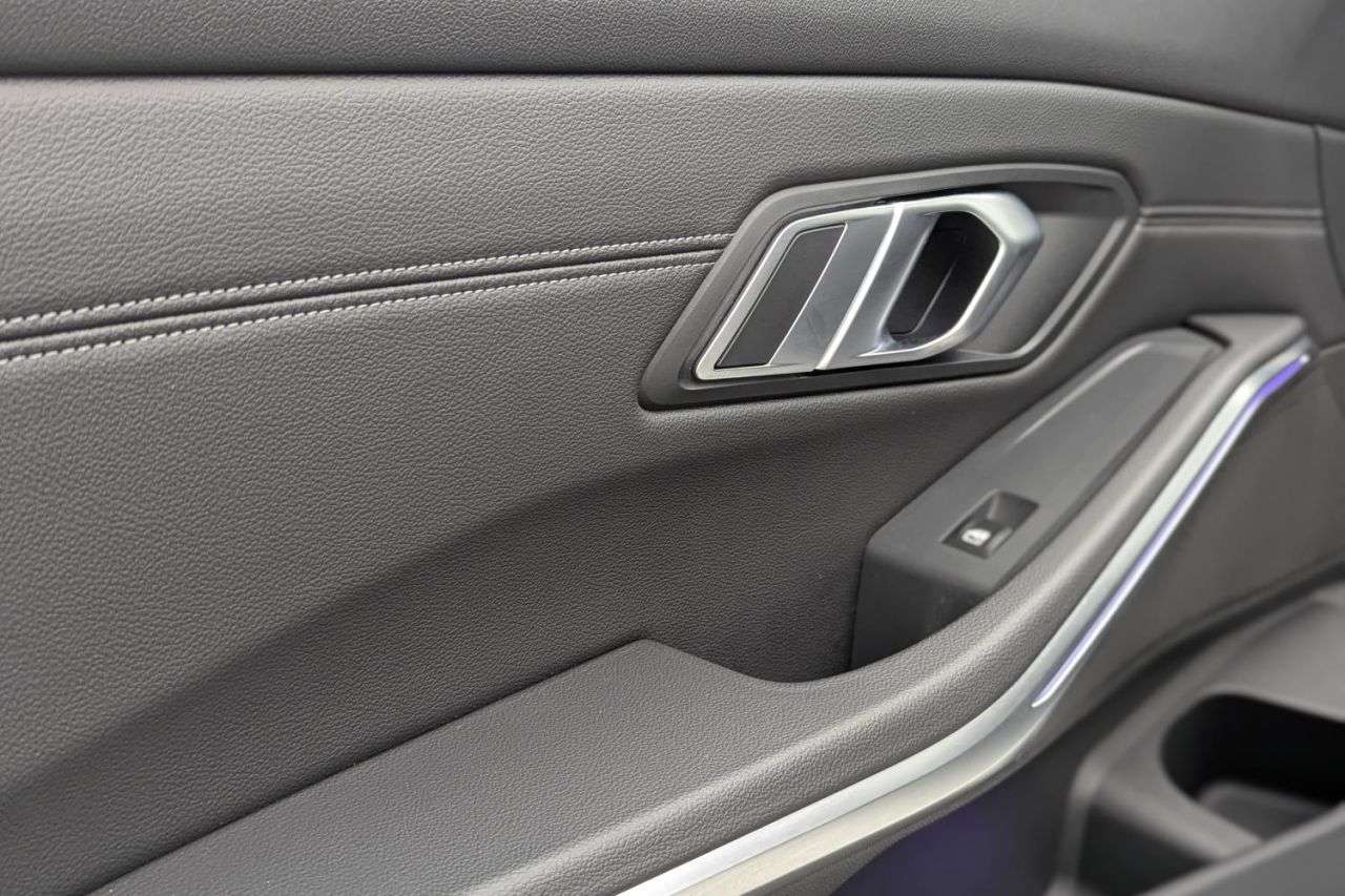 2021 BMW 3 SERIES 2021 BMW 3 SERIES