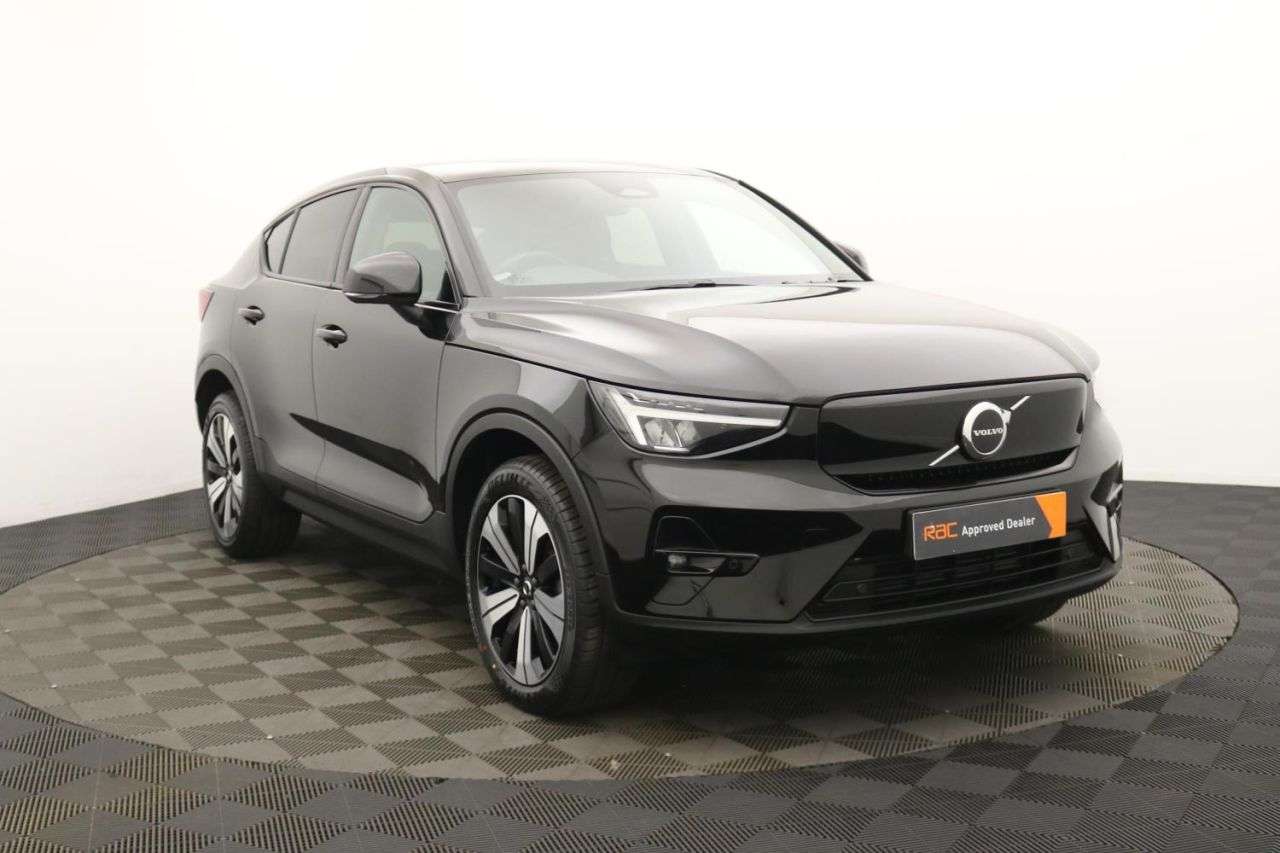 2023 VOLVO C40 2023 VOLVO C40