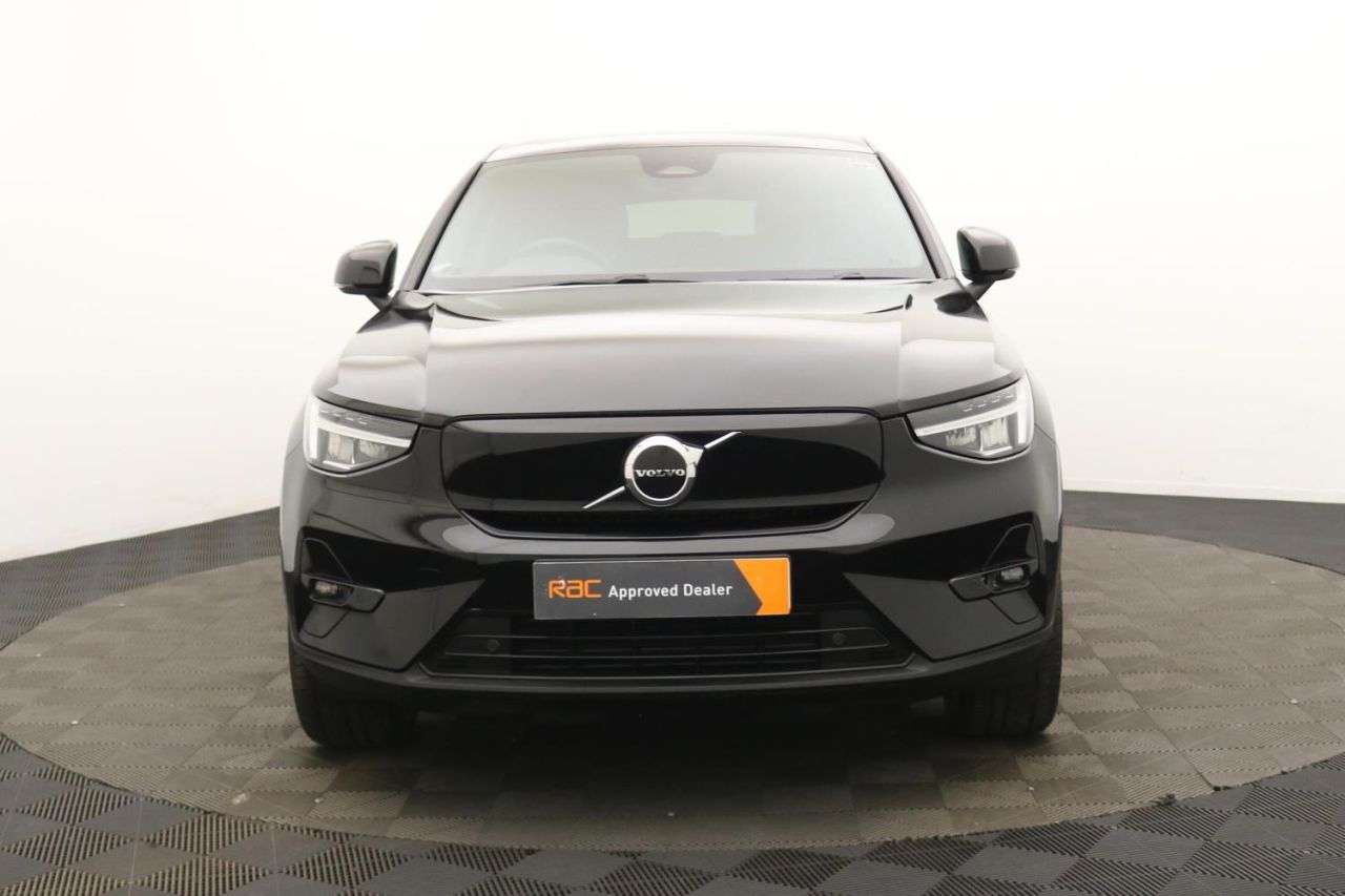 2023 VOLVO C40 2023 VOLVO C40