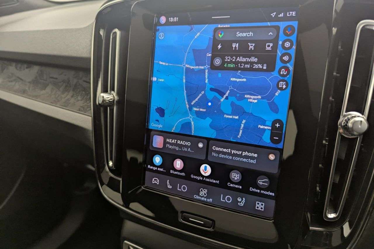 2023 VOLVO C40 2023 VOLVO C40