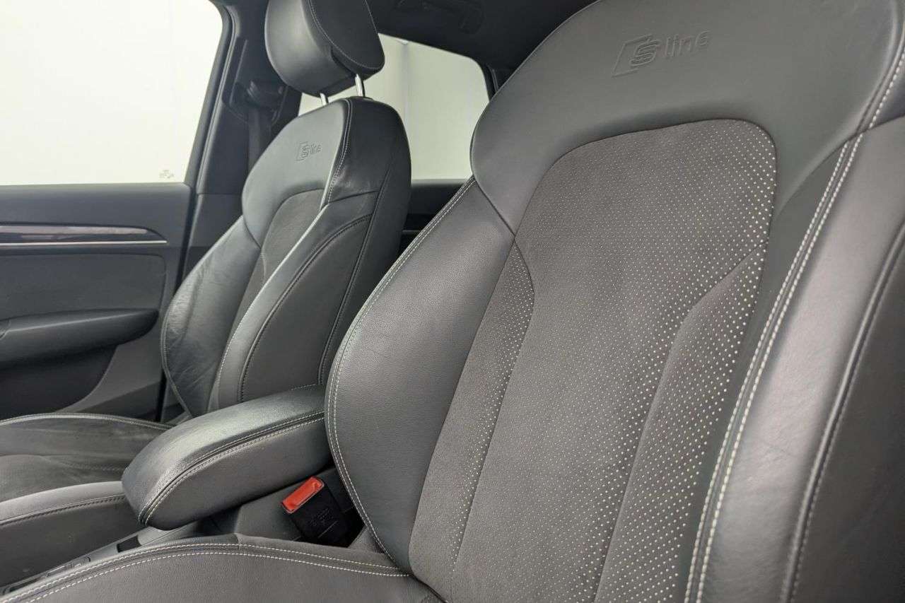 2018 AUDI Q3 2018 AUDI Q3