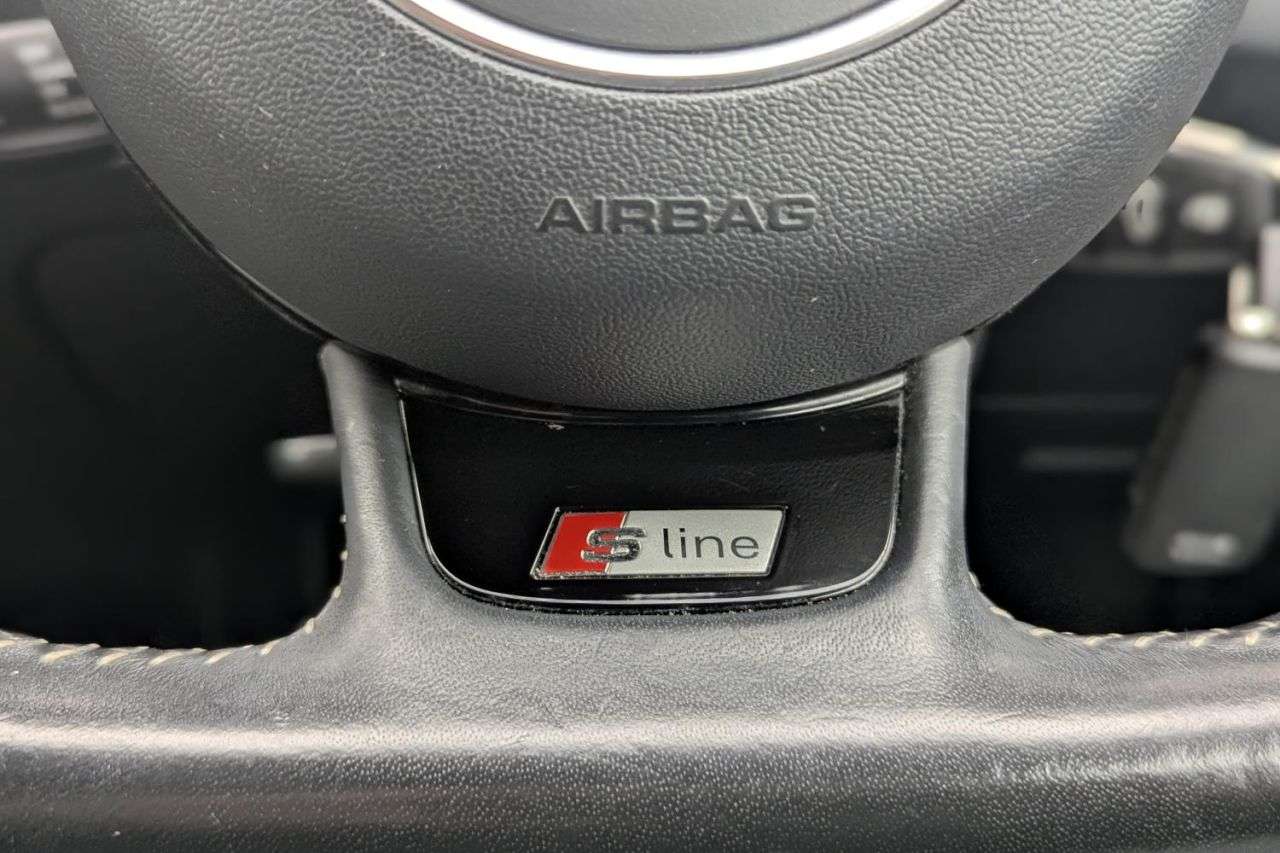 2018 AUDI Q3 2018 AUDI Q3
