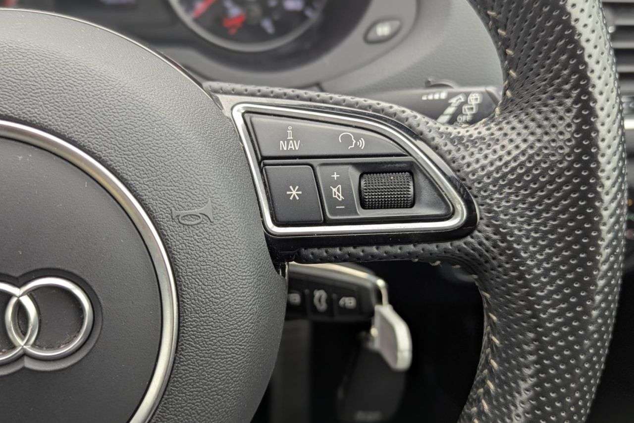 2018 AUDI Q3 2018 AUDI Q3