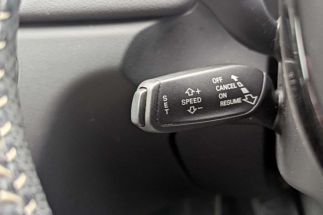 2018 AUDI Q3 2018 AUDI Q3