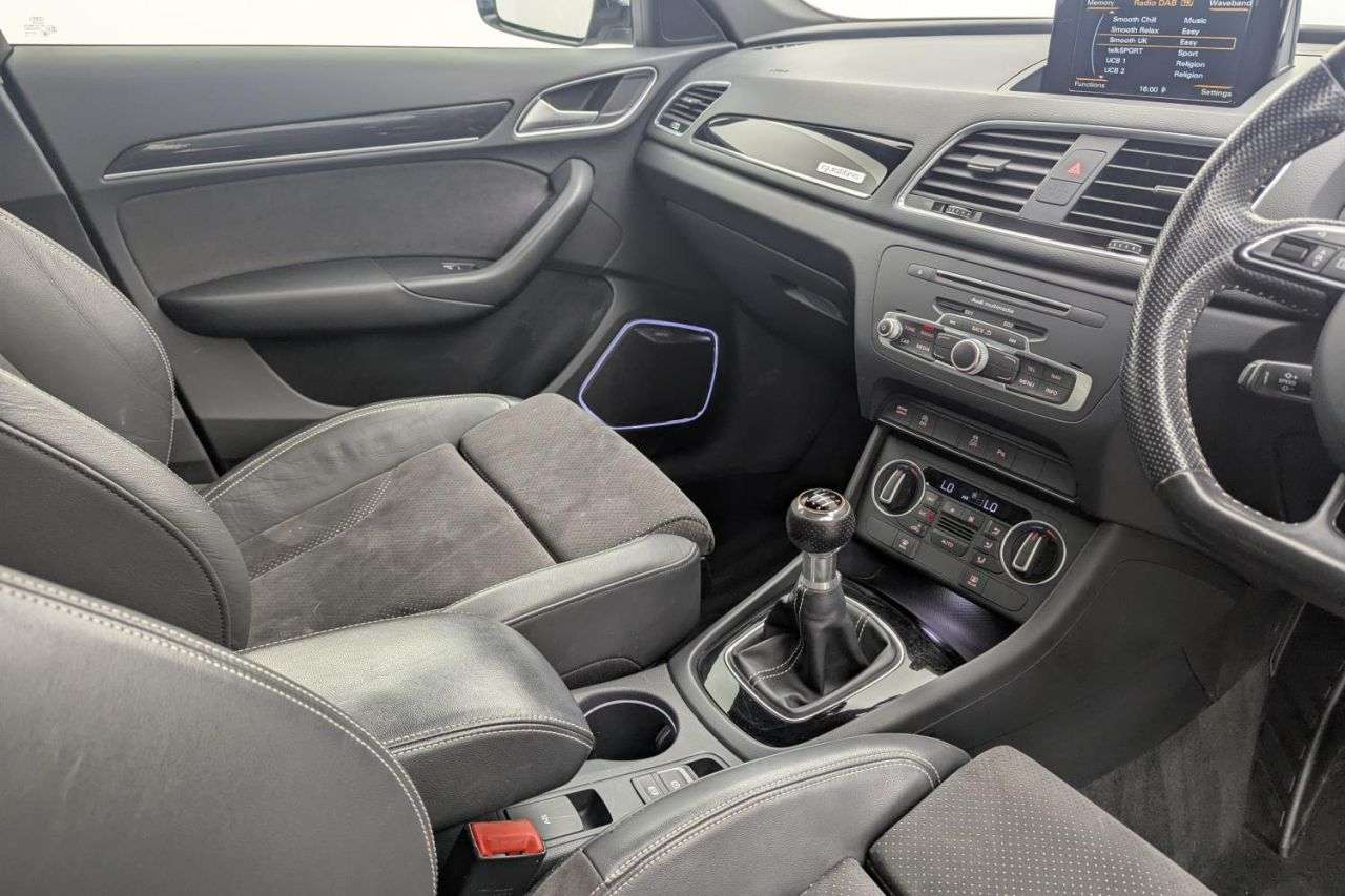 2018 AUDI Q3 2018 AUDI Q3