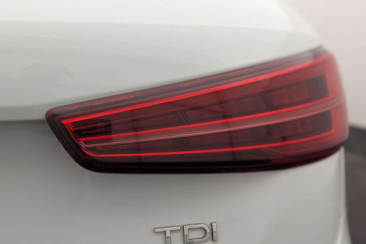 2018 AUDI Q3 2018 AUDI Q3