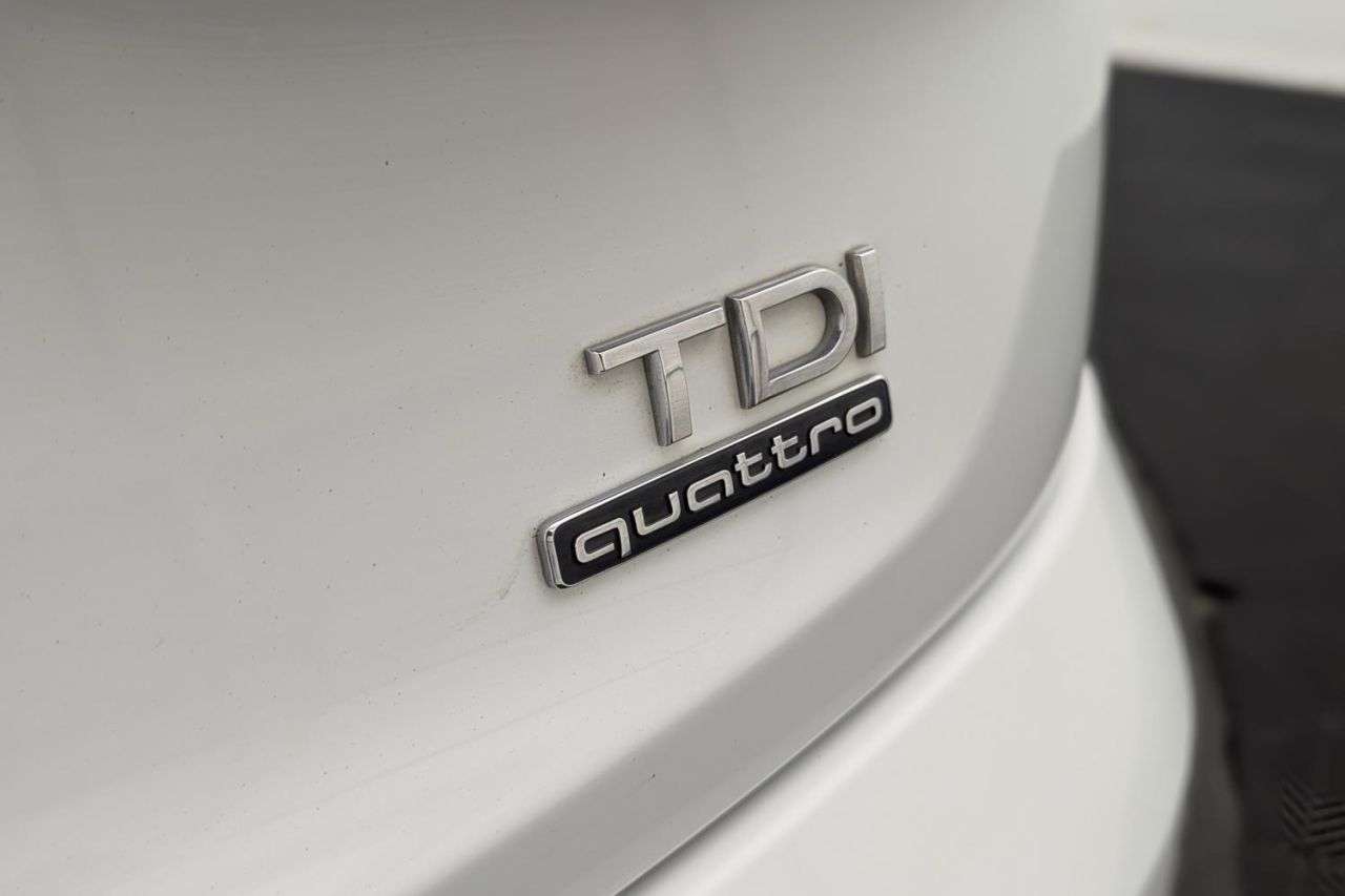 2018 AUDI Q3 2018 AUDI Q3