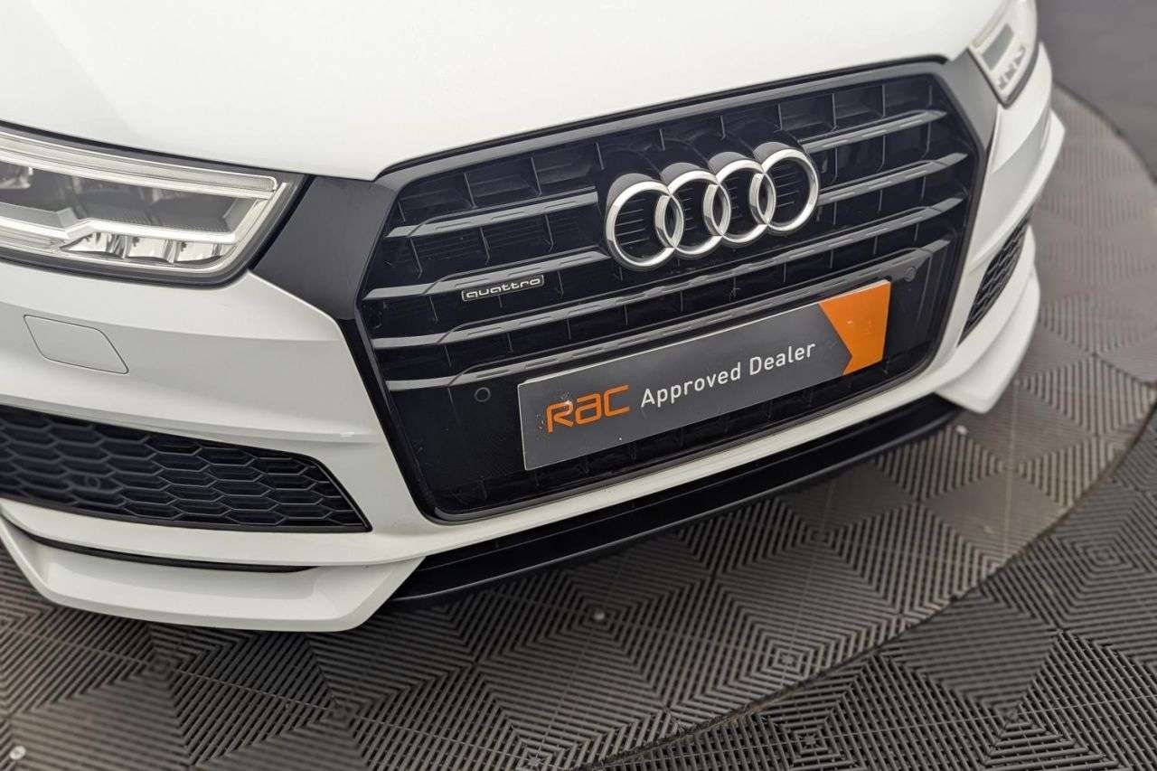 2018 AUDI Q3 2018 AUDI Q3