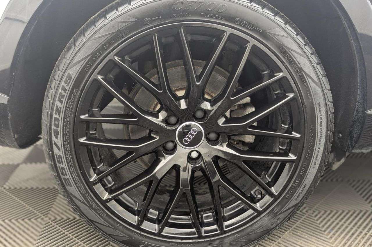 2018 AUDI Q3 2018 AUDI Q3