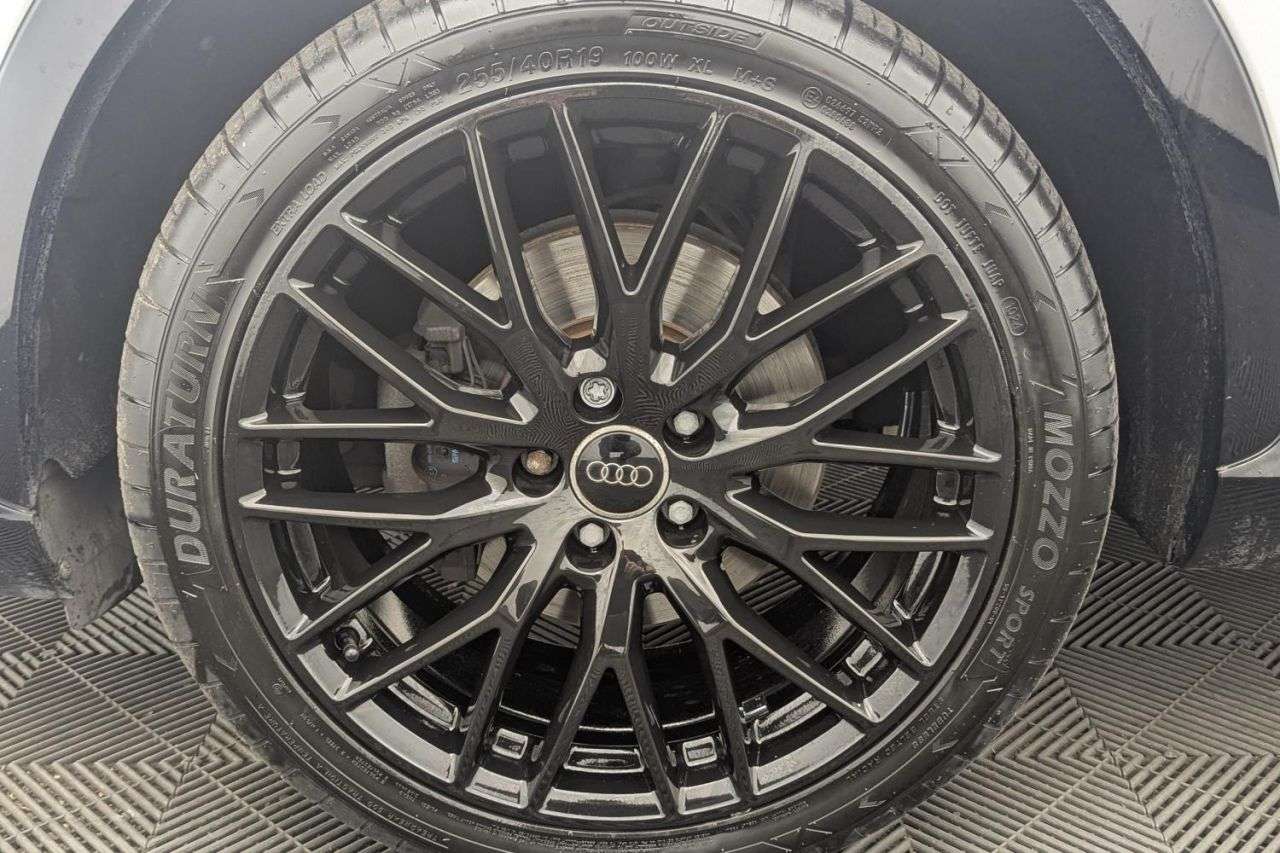 2018 AUDI Q3 2018 AUDI Q3