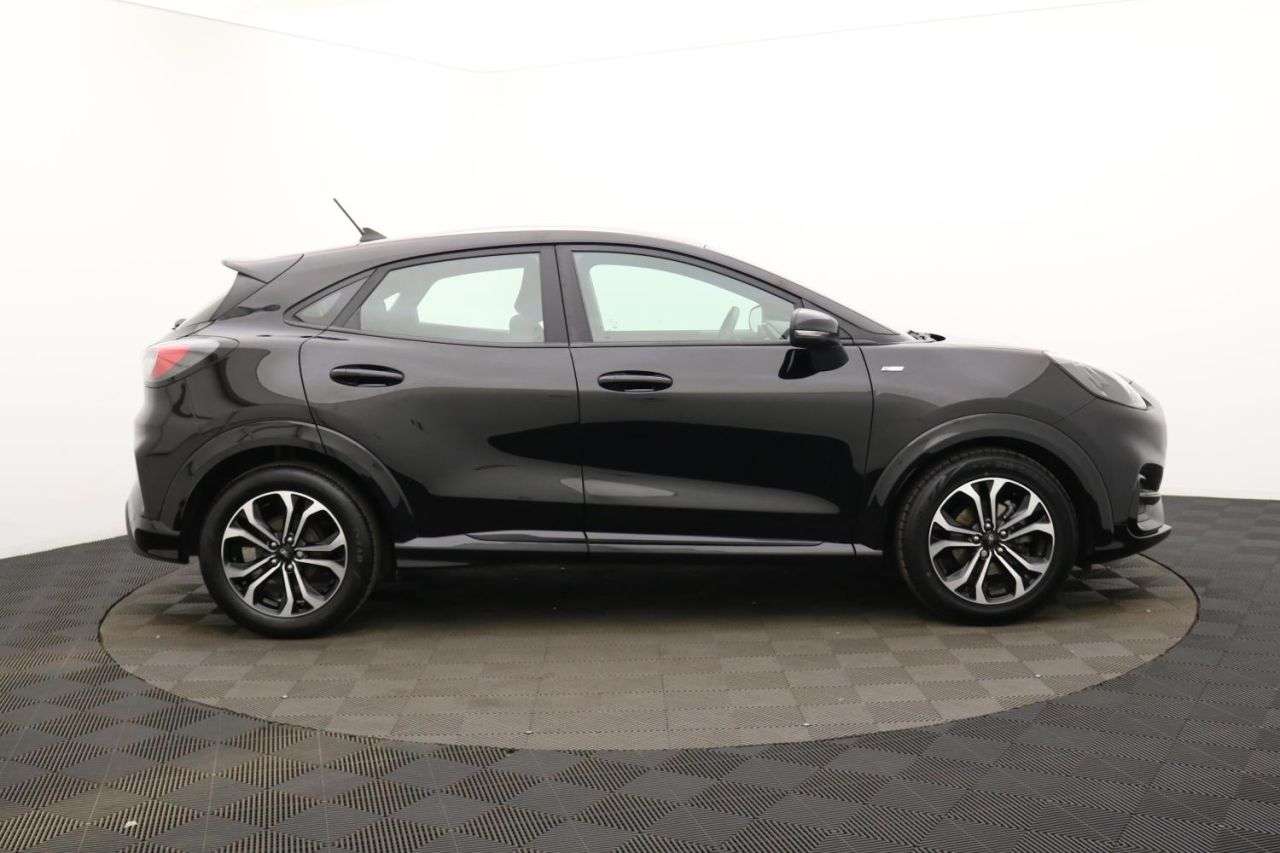 A 2023 FORD PUMA 1.0T EcoBoost MHEV ST-Line SUV 5dr Petrol Hybrid Manual Euro 6 (s/s) (125 p A 2023 FORD PUMA 1.0T EcoBoost MHEV ST-Line SUV 5dr Petrol Hybrid Manual Euro 6 (s/s) (125 p
