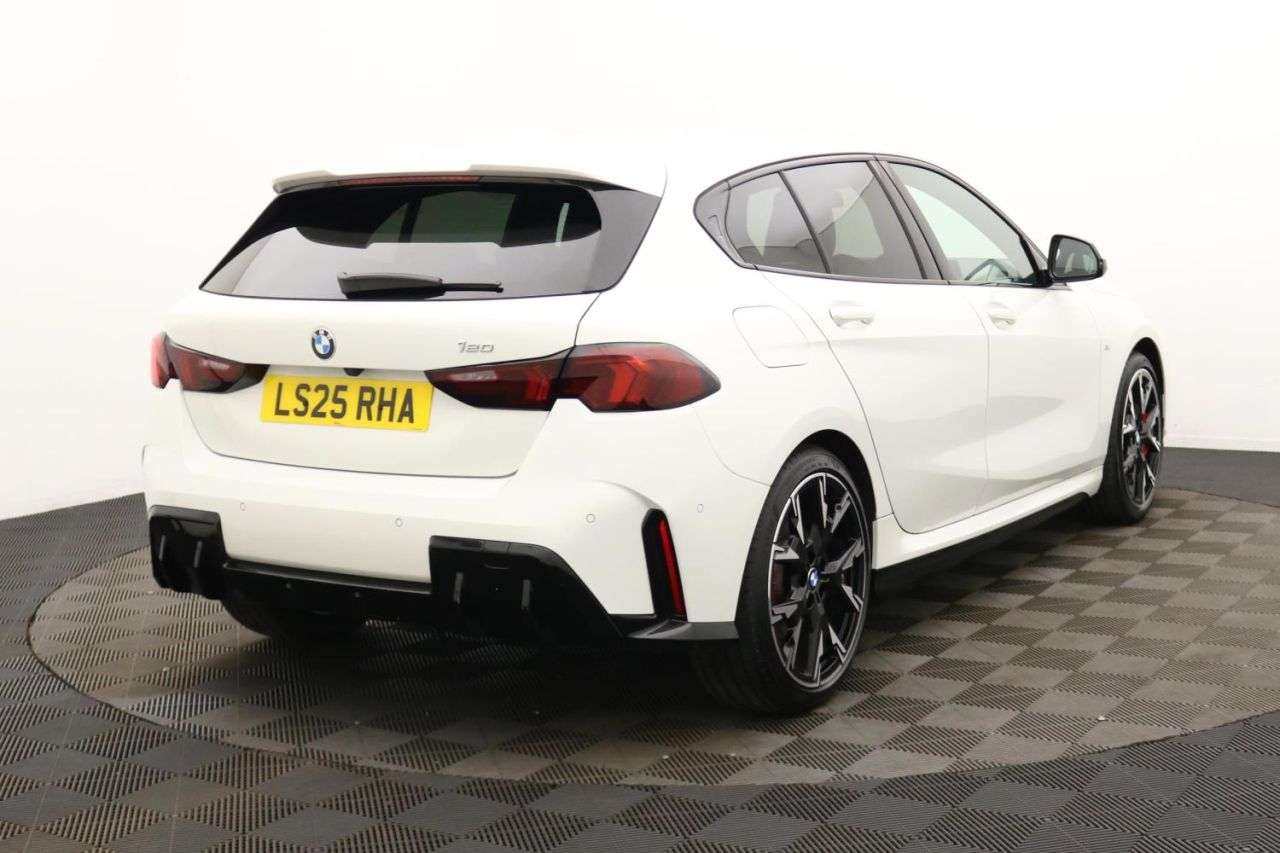 2025 BMW 1 SERIES 2025 BMW 1 SERIES