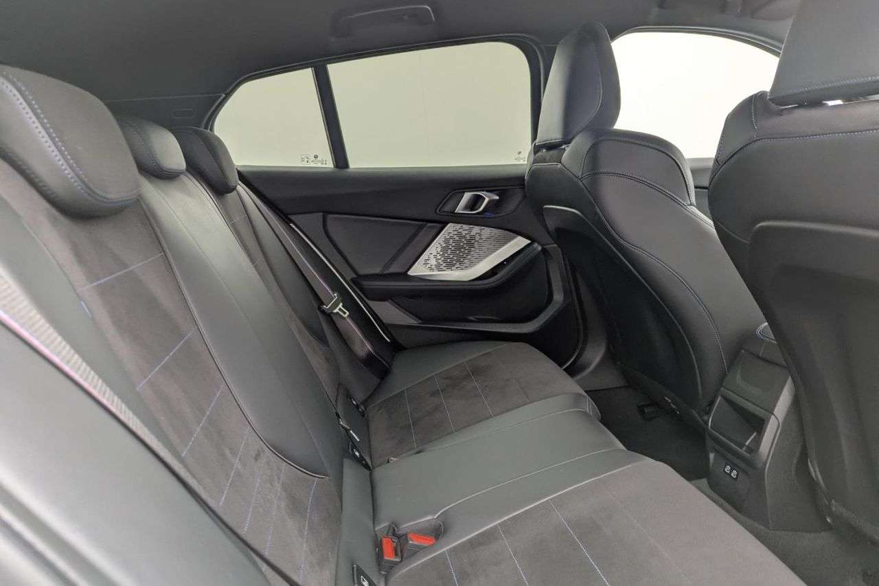 2025 BMW 1 SERIES 2025 BMW 1 SERIES