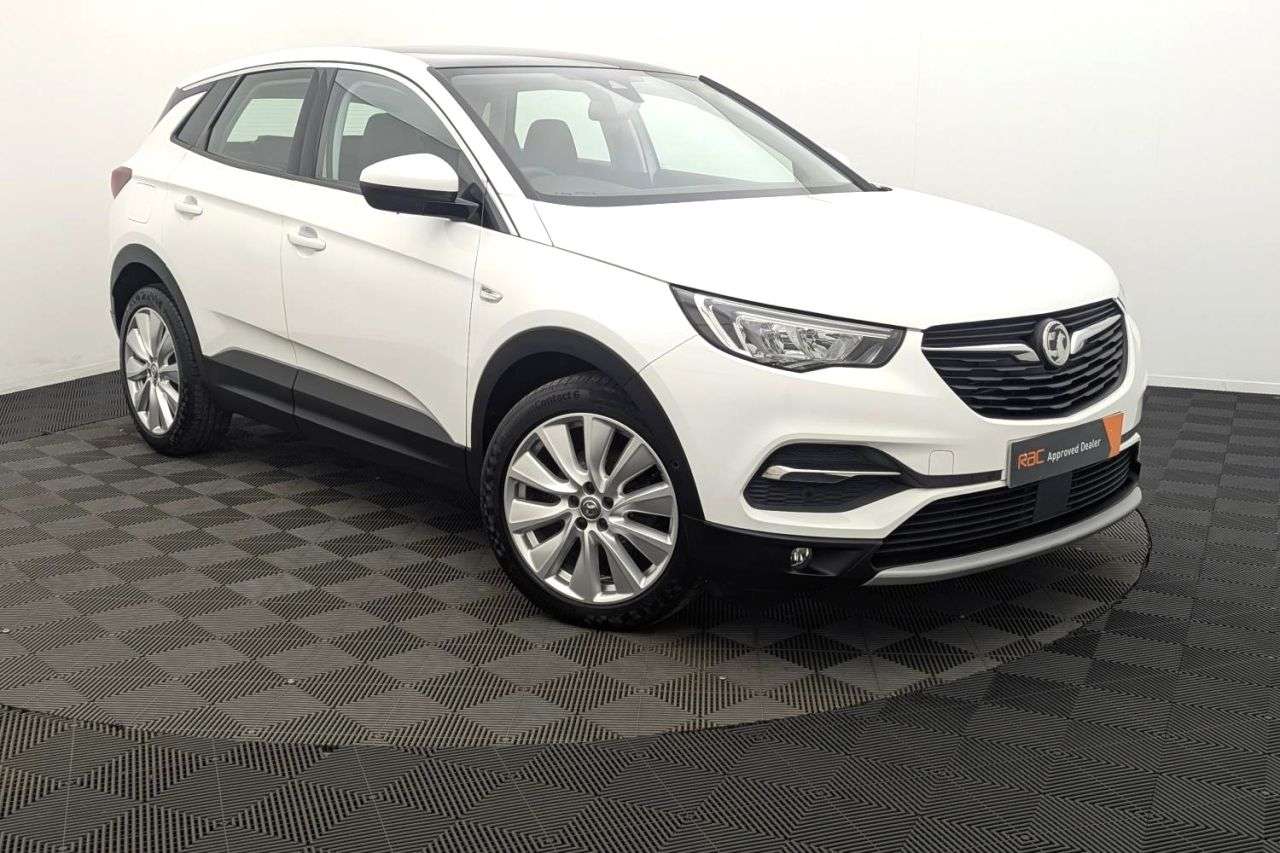 A 2020 VAUXHALL GRANDLAND X 1.5 Turbo D BlueInjection Elite Nav SUV 5dr Diesel Manual Euro 6 (s/s) (130 A 2020 VAUXHALL GRANDLAND X 1.5 Turbo D BlueInjection Elite Nav SUV 5dr Diesel Manual Euro 6 (s/s) (130