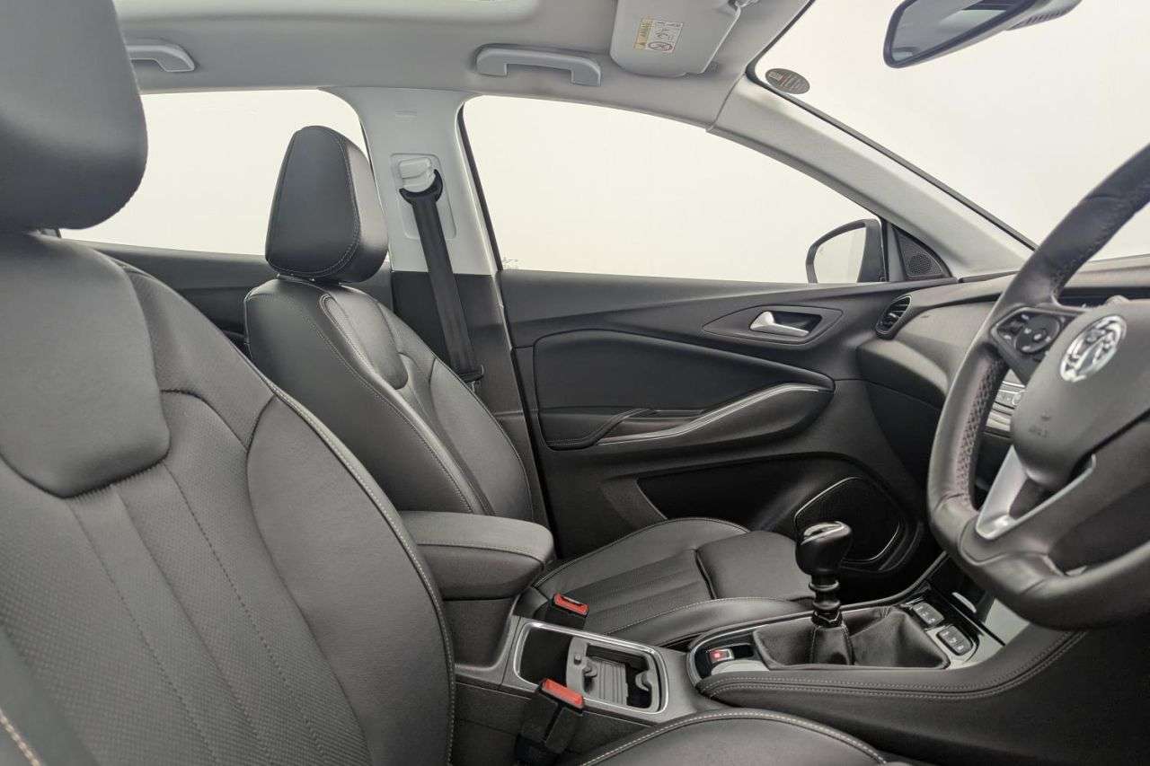 A 2020 VAUXHALL GRANDLAND X 1.5 Turbo D BlueInjection Elite Nav SUV 5dr Diesel Manual Euro 6 (s/s) (130 A 2020 VAUXHALL GRANDLAND X 1.5 Turbo D BlueInjection Elite Nav SUV 5dr Diesel Manual Euro 6 (s/s) (130