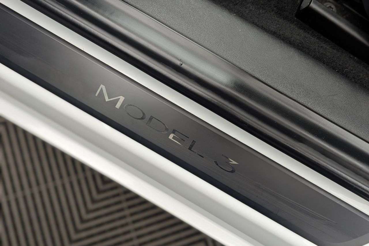2021 TESLA MODEL 3 2021 TESLA MODEL 3