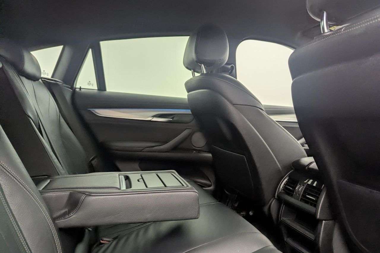 2019 BMW X6 2019 BMW X6
