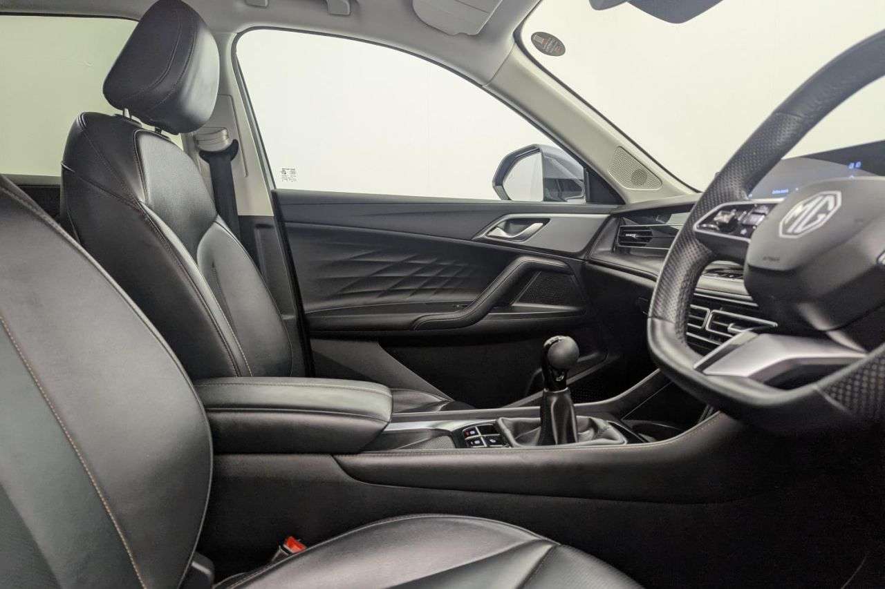 A 2024 MG MG HS 1.5 T-GDI Trophy SUV 5dr Petrol Manual Euro 6 (s/s) (169 ps) Award Winning A 2024 MG MG HS 1.5 T-GDI Trophy SUV 5dr Petrol Manual Euro 6 (s/s) (169 ps) Award Winning