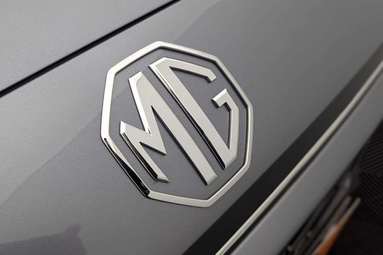 2024 MG MG HS 2024 MG MG HS