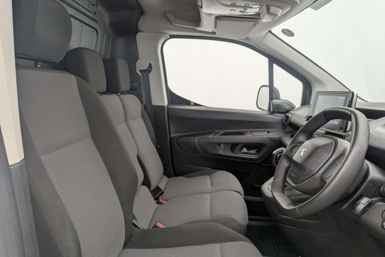 A 2020 PEUGEOT PARTNER 1.5 BlueHDi 1000 Professional Standard Panel Van 5dr Diesel Manual SWB Euro A 2020 PEUGEOT PARTNER 1.5 BlueHDi 1000 Professional Standard Panel Van 5dr Diesel Manual SWB Euro