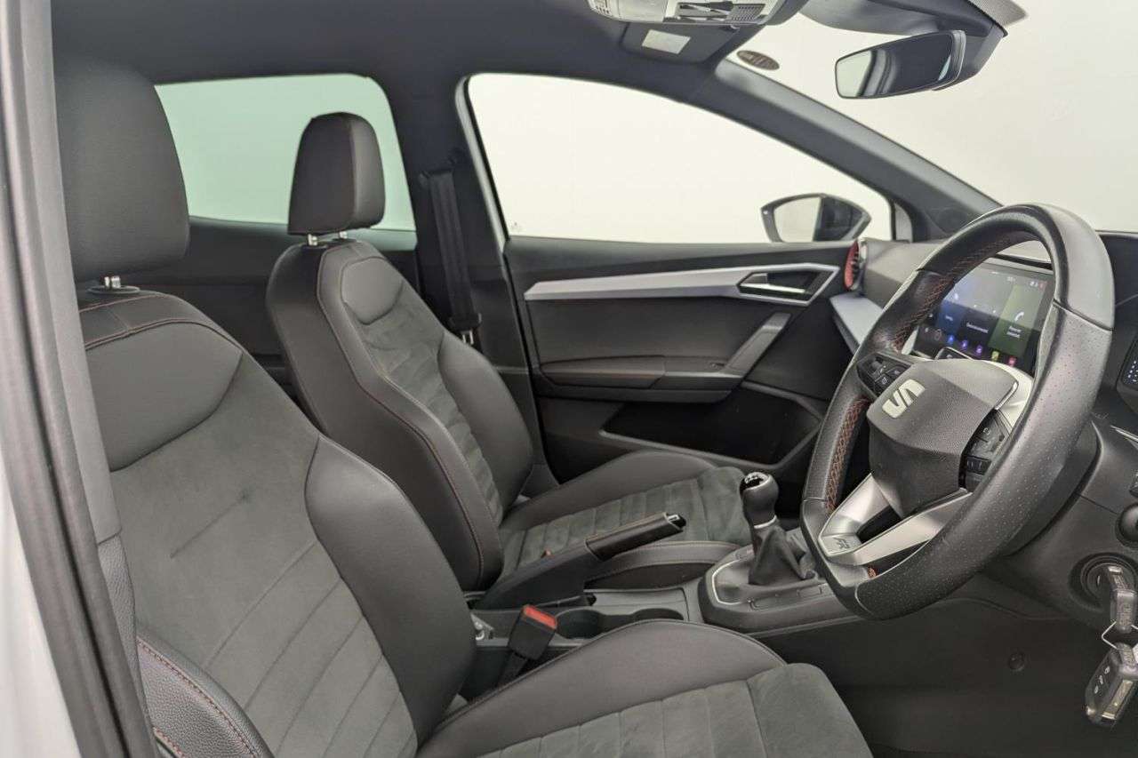 A 2023 SEAT IBIZA 1.0 TSI FR Sport Hatchback 5dr Petrol Manual Euro 6 (s/s) (110 ps) Award Wi A 2023 SEAT IBIZA 1.0 TSI FR Sport Hatchback 5dr Petrol Manual Euro 6 (s/s) (110 ps) Award Wi