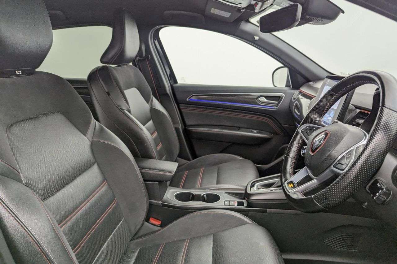 A 2022 RENAULT ARKANA 1.6 E-TECH r.s. line SUV 5dr Petrol Hybrid Auto 2WD Euro 6 (s/s) (145 bhp) A 2022 RENAULT ARKANA 1.6 E-TECH r.s. line SUV 5dr Petrol Hybrid Auto 2WD Euro 6 (s/s) (145 bhp)