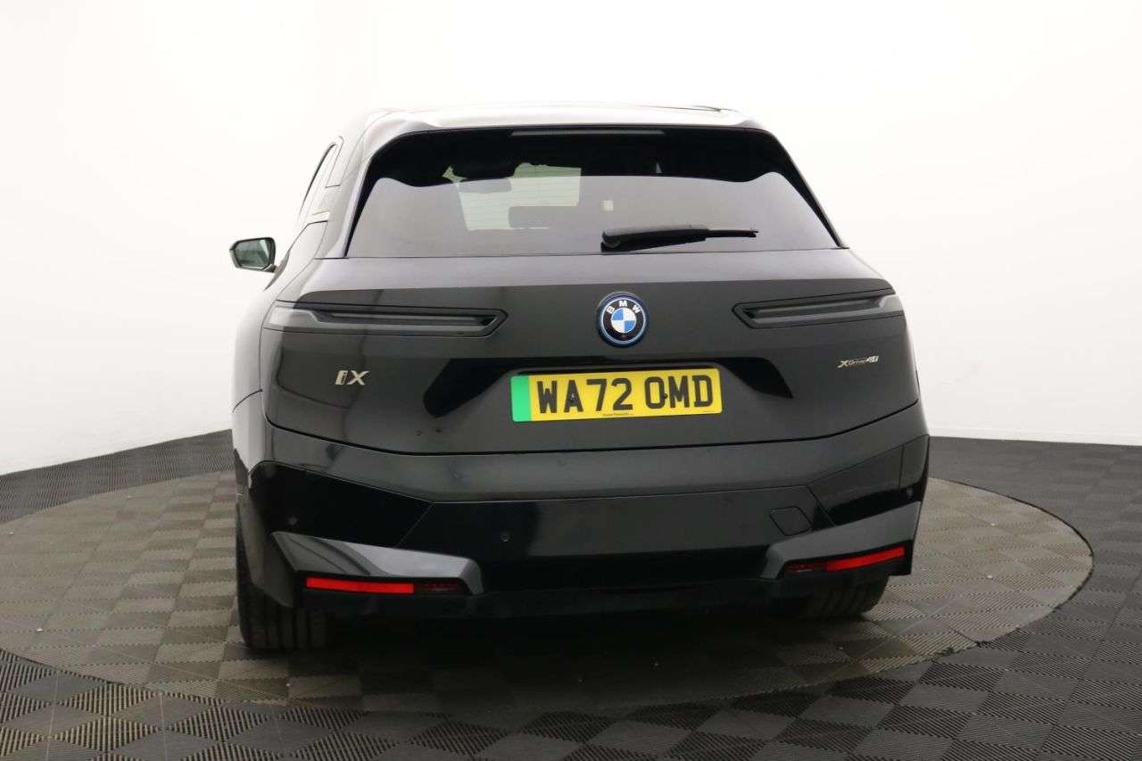 2022 BMW IX 2022 BMW IX