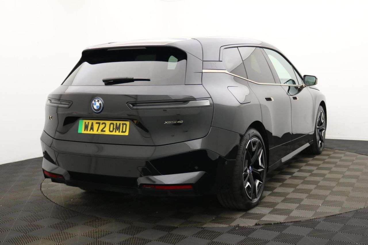 2022 BMW IX 2022 BMW IX