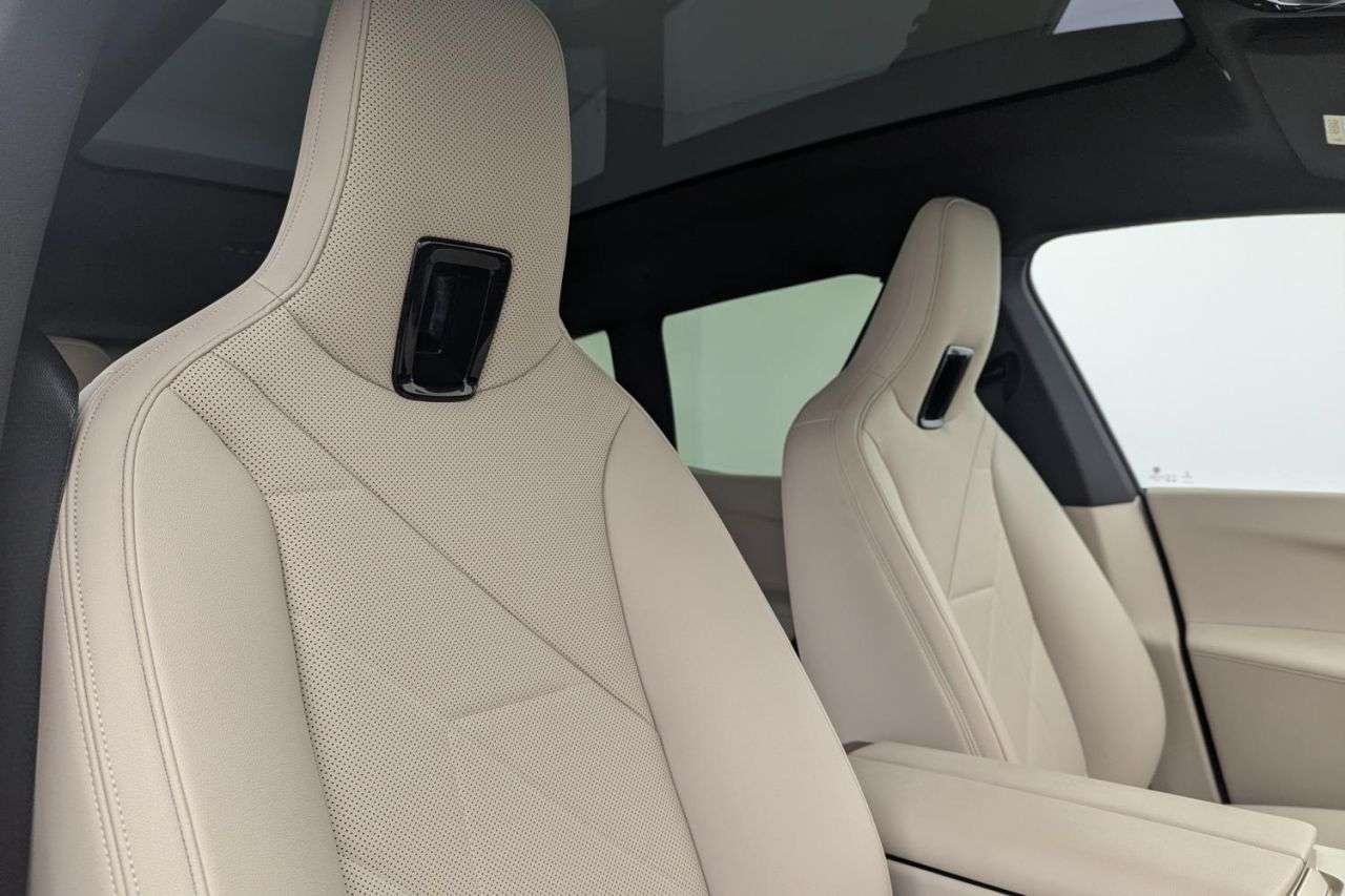 2022 BMW IX 2022 BMW IX