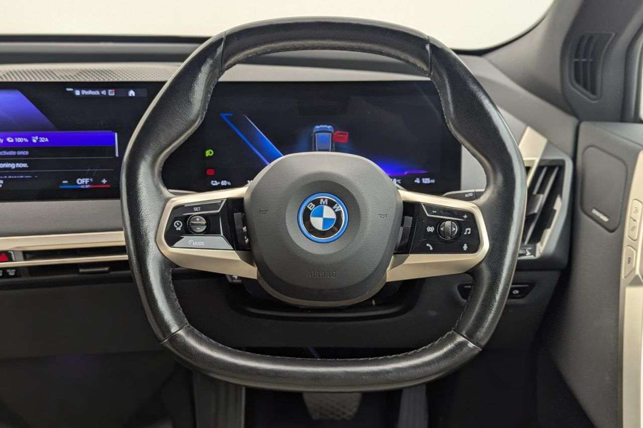 2022 BMW IX 2022 BMW IX