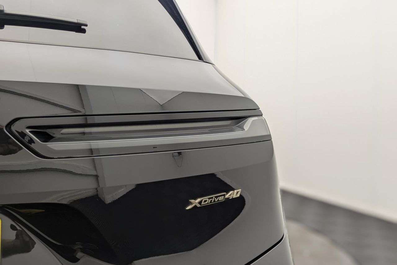 2022 BMW IX 2022 BMW IX