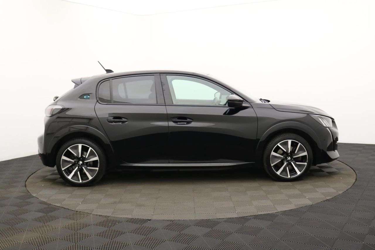 A 2022 PEUGEOT E-208 50kWh GT Hatchback 5dr Electric Auto (7kW Charger) (136 ps) Award Winning 5 A 2022 PEUGEOT E-208 50kWh GT Hatchback 5dr Electric Auto (7kW Charger) (136 ps) Award Winning 5