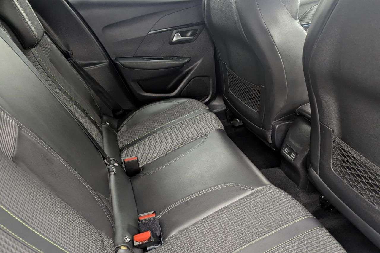 2022 PEUGEOT E-208 2022 PEUGEOT E-208