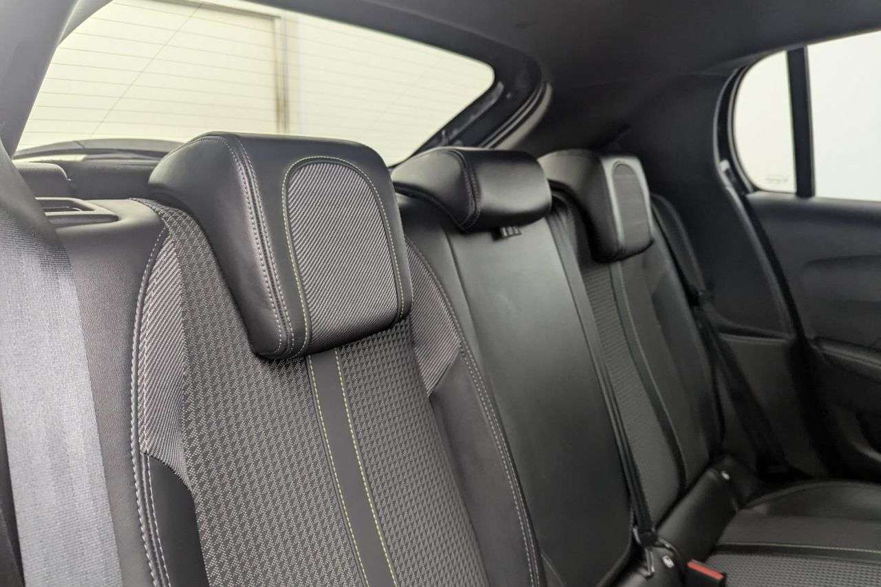 2022 PEUGEOT E-208 2022 PEUGEOT E-208