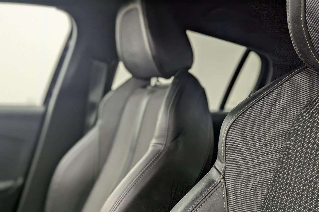 2022 PEUGEOT E-208 2022 PEUGEOT E-208