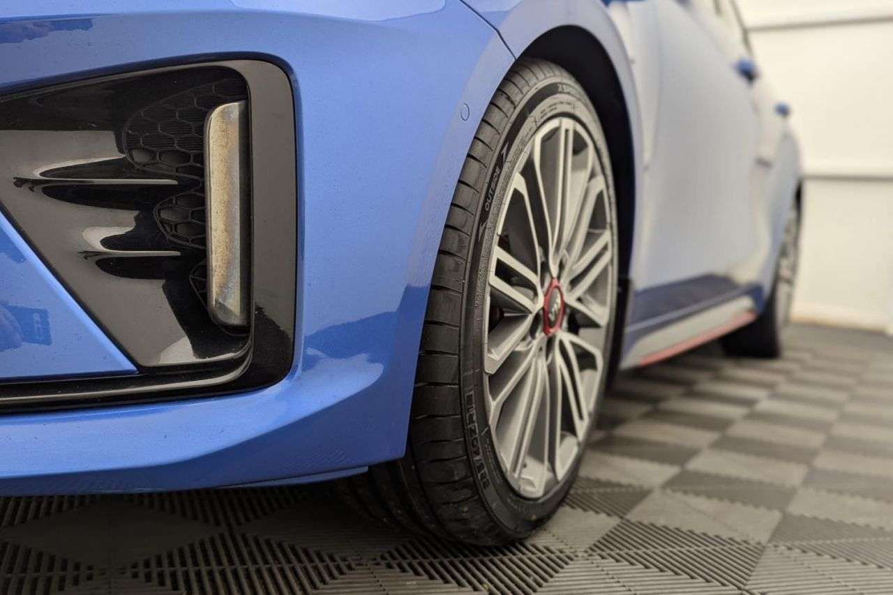 2021 KIA PROCEED 2021 KIA PROCEED