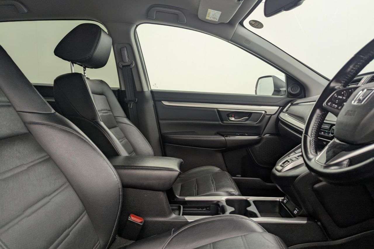 A 2023 HONDA CR-V 2.0 h i-MMD SR SUV 5dr Petrol Hybrid eCVT 4WD Euro 6 (s/s) (184 ps) Award W A 2023 HONDA CR-V 2.0 h i-MMD SR SUV 5dr Petrol Hybrid eCVT 4WD Euro 6 (s/s) (184 ps) Award W