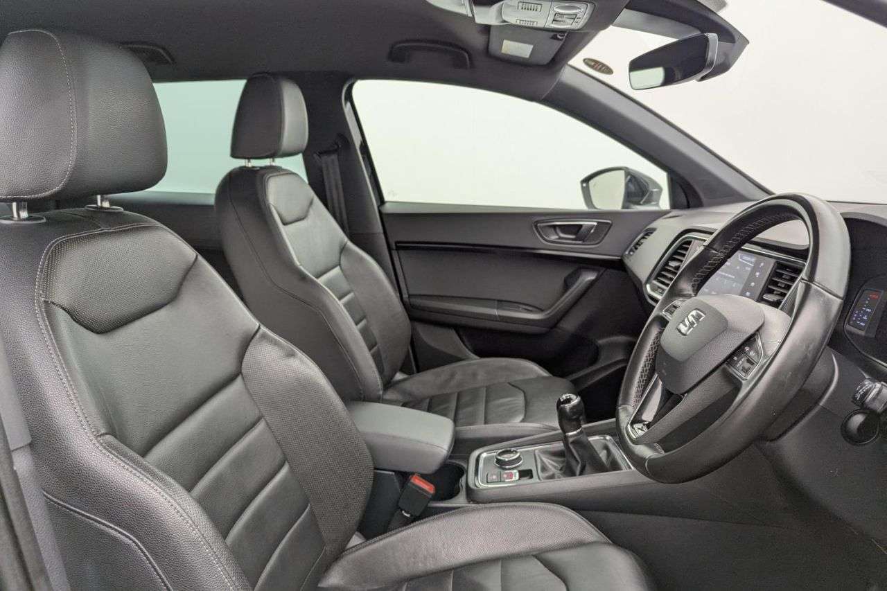 A 2020 SEAT ATECA 1.5 TSI EVO XCELLENCE Lux SUV 5dr Petrol Manual Euro 6 (s/s) (150 ps) Award A 2020 SEAT ATECA 1.5 TSI EVO XCELLENCE Lux SUV 5dr Petrol Manual Euro 6 (s/s) (150 ps) Award