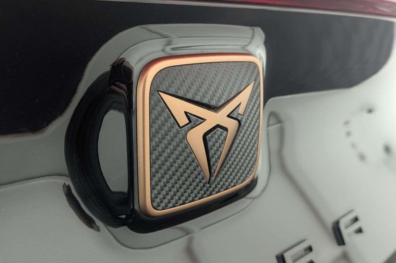 2023 CUPRA FORMENTOR 2023 CUPRA FORMENTOR
