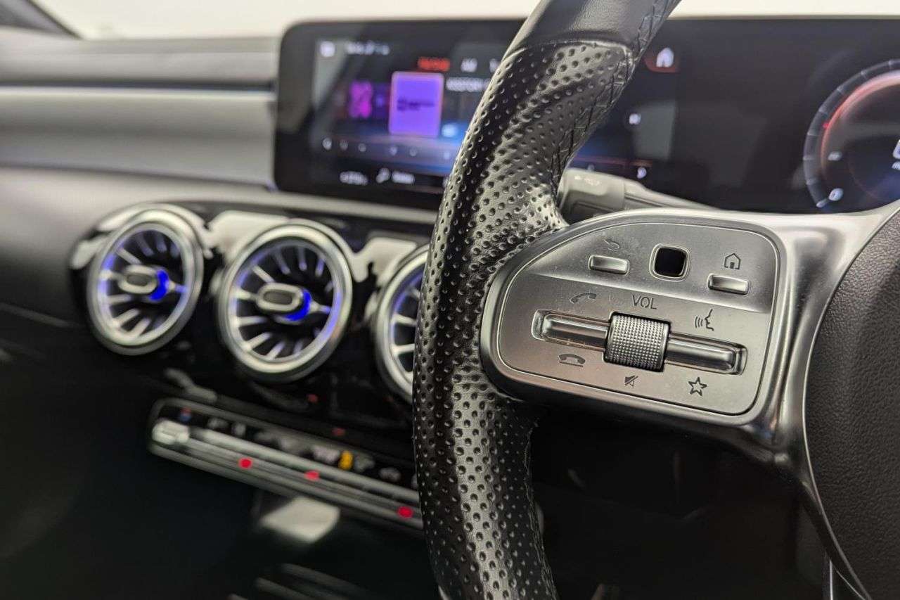2022 MERCEDES-BENZ A CLASS 2022 MERCEDES-BENZ A CLASS