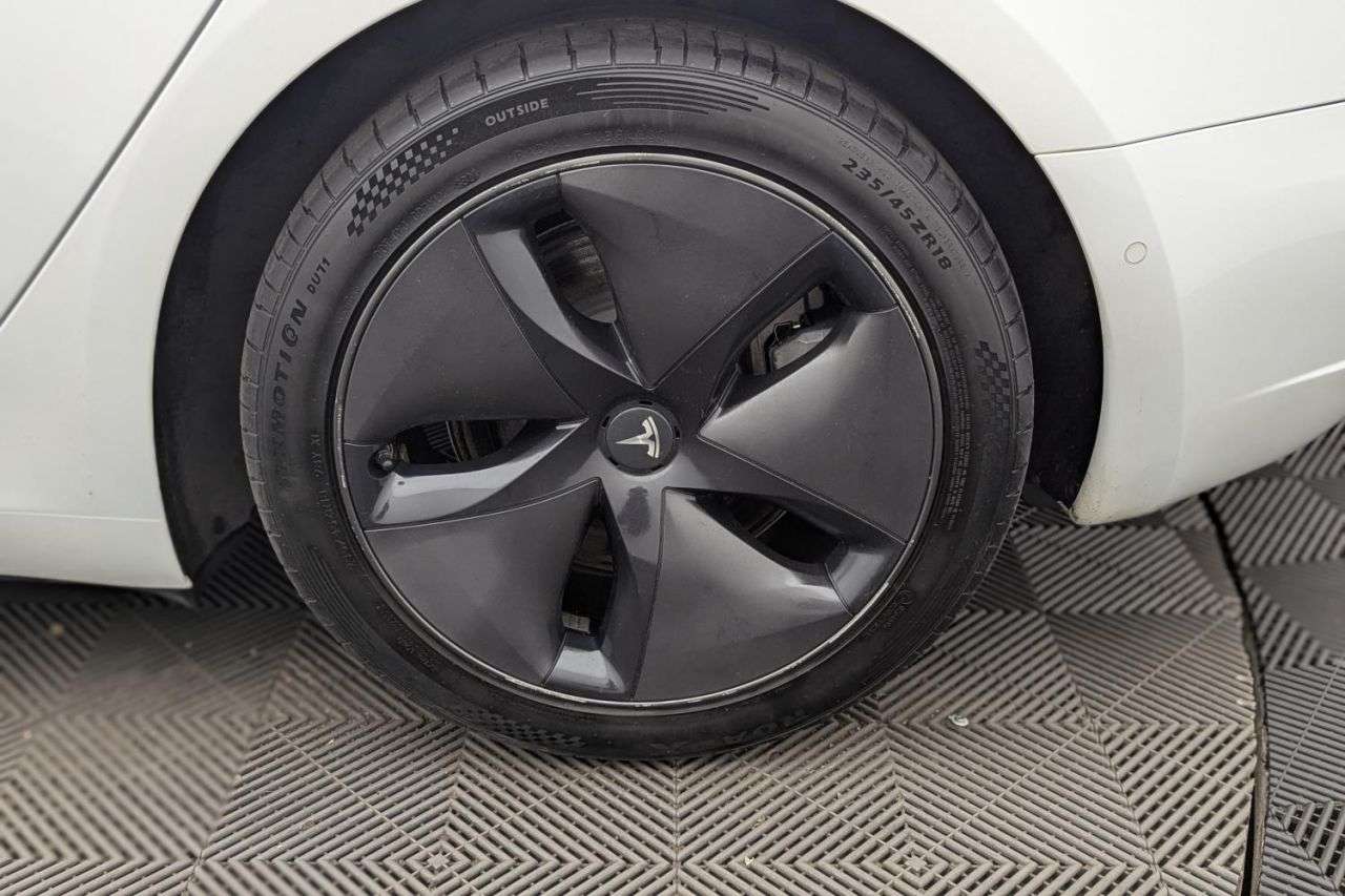 2020 TESLA MODEL 3 2020 TESLA MODEL 3