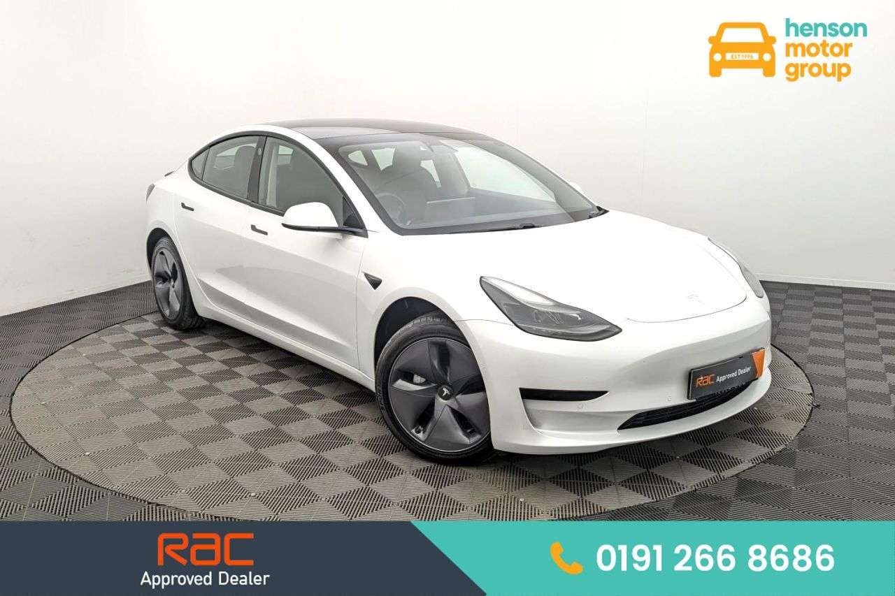 A 2020 TESLA MODEL 3 Standard Range Plus Saloon 4dr Electric Auto RWD (241 bhp) Award Winning 5 A 2020 TESLA MODEL 3 Standard Range Plus Saloon 4dr Electric Auto RWD (241 bhp) Award Winning 5