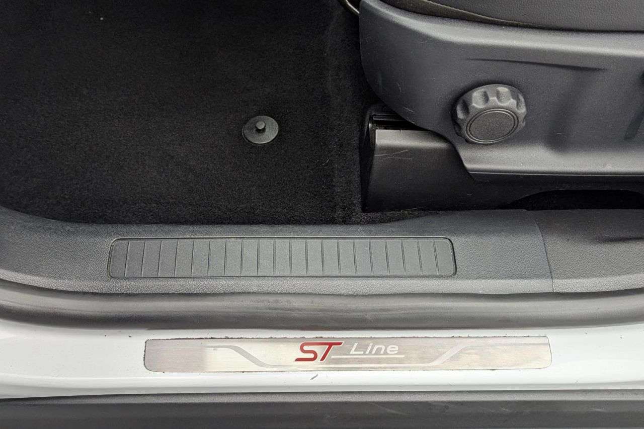 2023 FORD KUGA 2023 FORD KUGA
