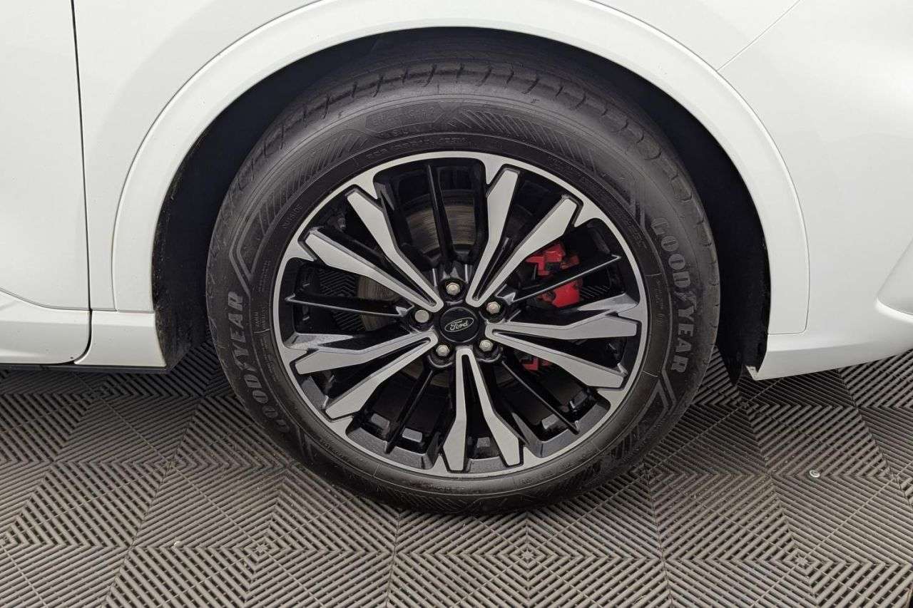 2023 FORD KUGA 2023 FORD KUGA
