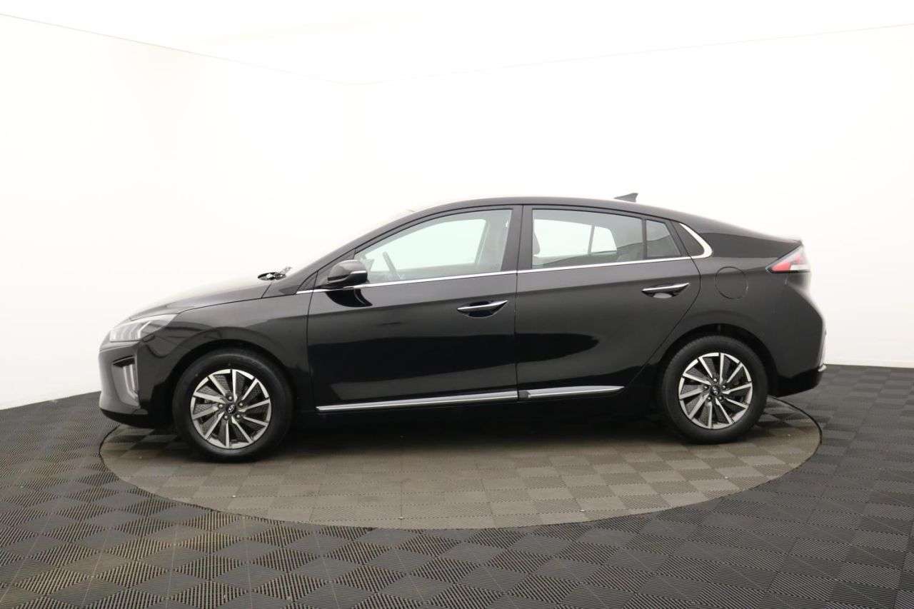 2022 HYUNDAI IONIQ 2022 HYUNDAI IONIQ