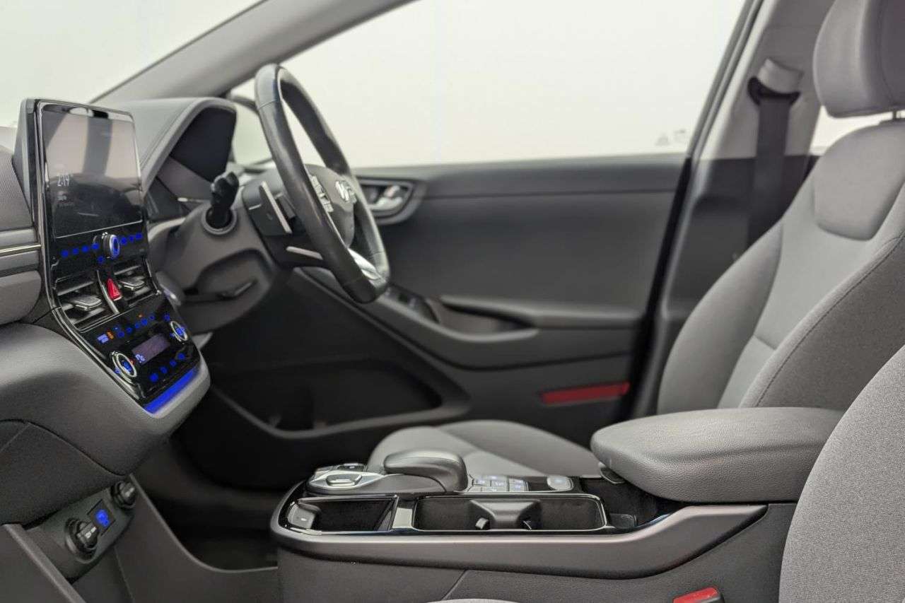 2022 HYUNDAI IONIQ 2022 HYUNDAI IONIQ