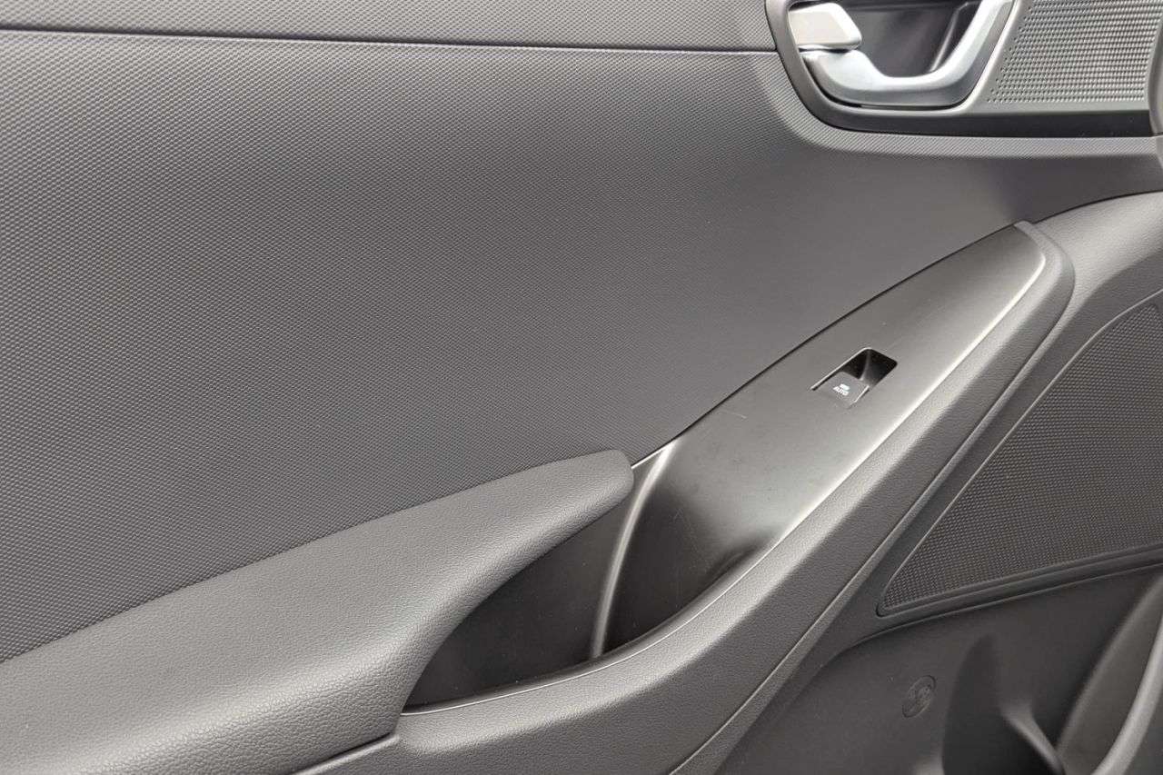 2022 HYUNDAI IONIQ 2022 HYUNDAI IONIQ