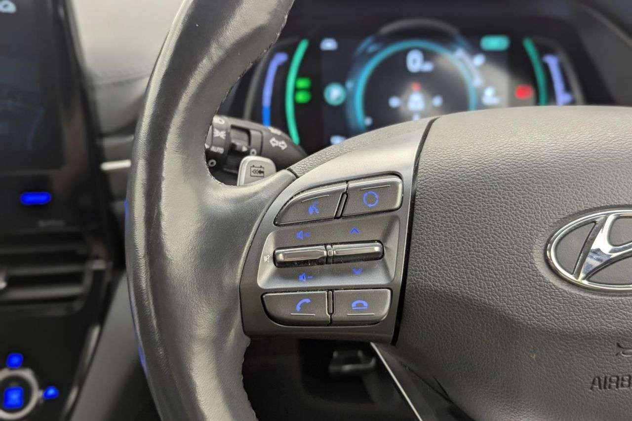 2022 HYUNDAI IONIQ 2022 HYUNDAI IONIQ
